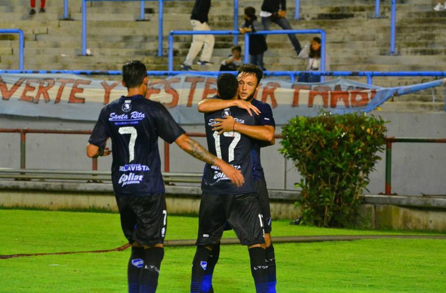 Alvarado se desahogó en el final