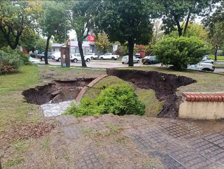 Fuertes lluvias en Crespo: cayeron 124 milímetros y activaron tareas de asistencia