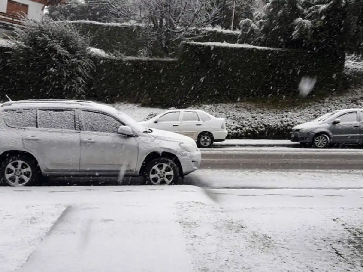 Complicaciones en Bariloche por intensas nevadas