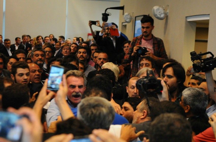 Escándalo en Diputados en el tratamiento de la reforma previsional