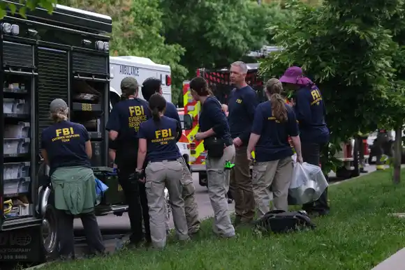 Al grito de !»PALESTINA LIBRE»!: sujeto ataca con un lanzallamas y lesiona a 8 personas en EE.UU.