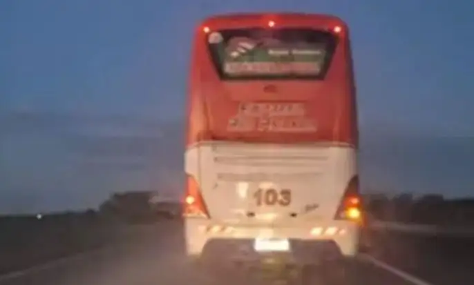 Un joven murió tras descomponerse en un colectivo en Entre Ríos