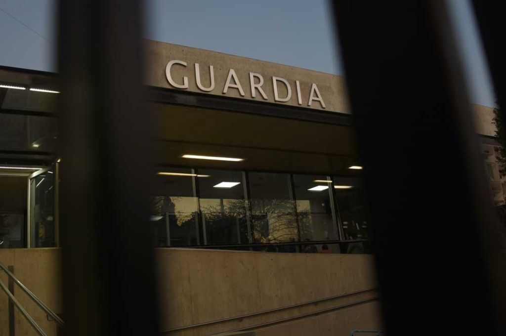 Barrio Ciudadela: lo balearon en una pierna y le robaron la moto