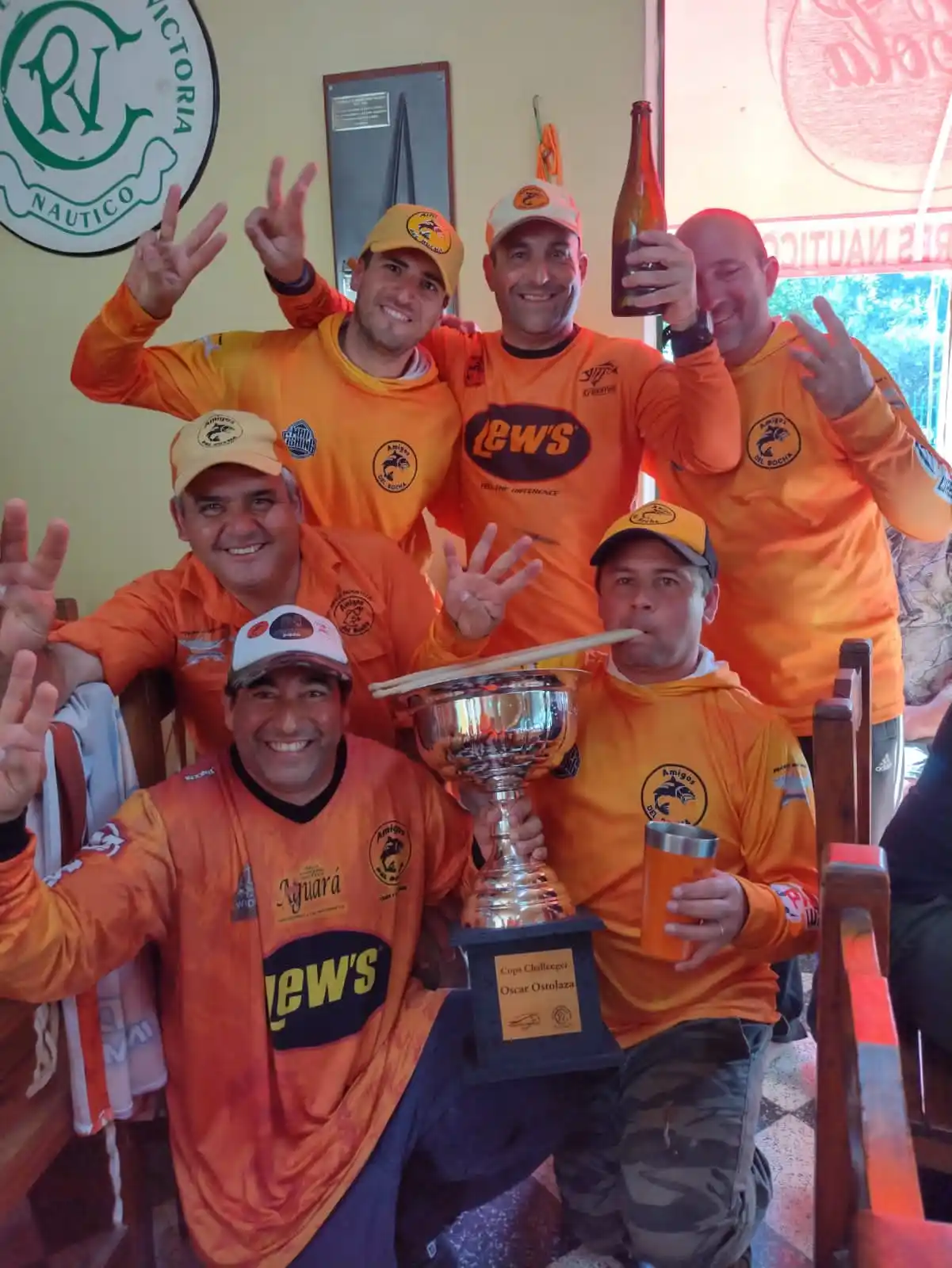 Pescadores gualeguayenses participaron con éxito en la Fiesta del Amarillo que se realizó en Victoria. El domingo próximo se hace el concurso de costa del Club Martín Pescador.