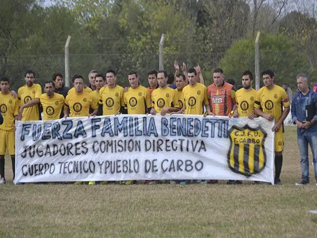 La foto emotiva de la semana en el fútbol local