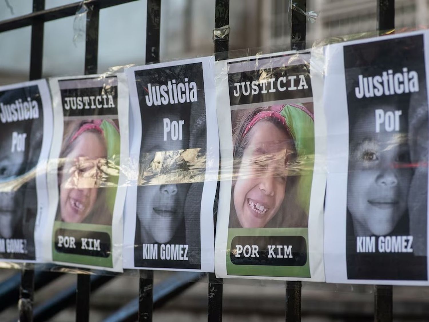 El papá de Kim Gómez expresó su dolor a través de las redes sociales