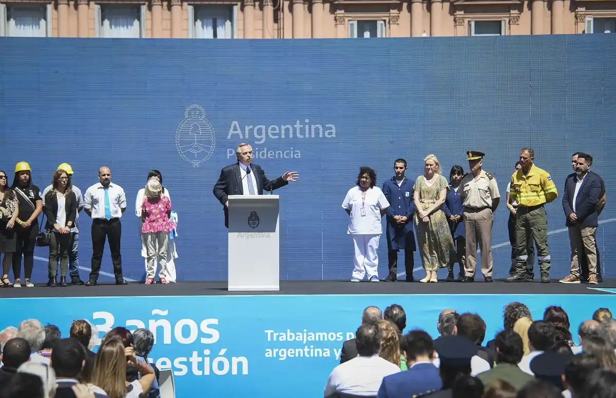 Fernández se pondrá “al frente para que el Presidente que asuma sea uno de nosotros”