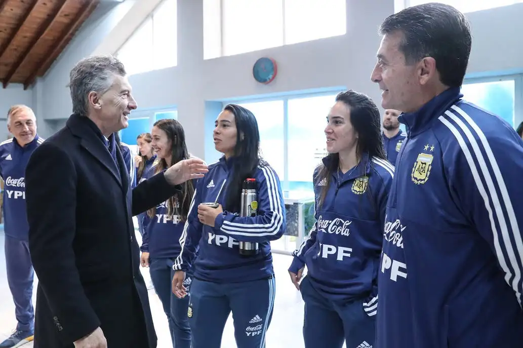 Barroso y el seleccionado, con Macri