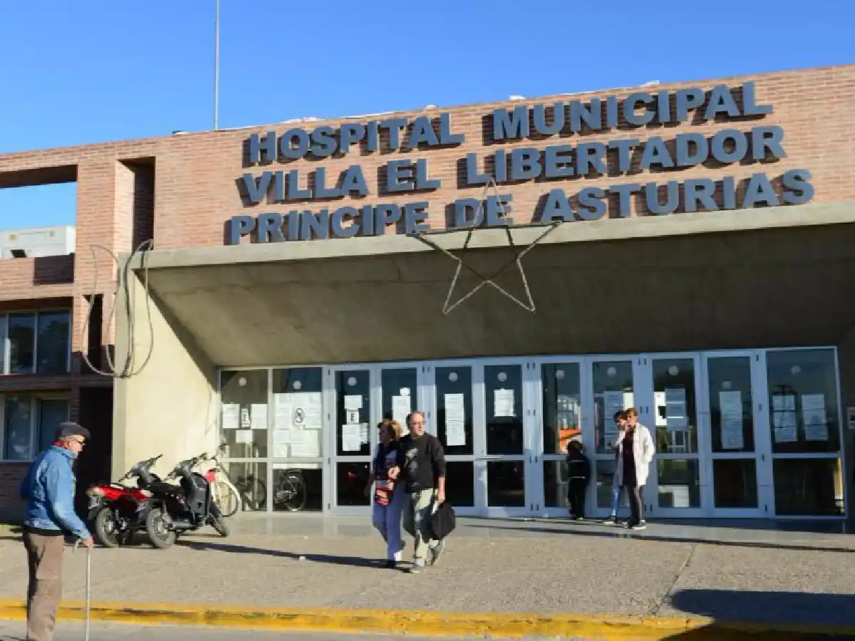 Un vecino atacó a otro a machetazos en la plaza