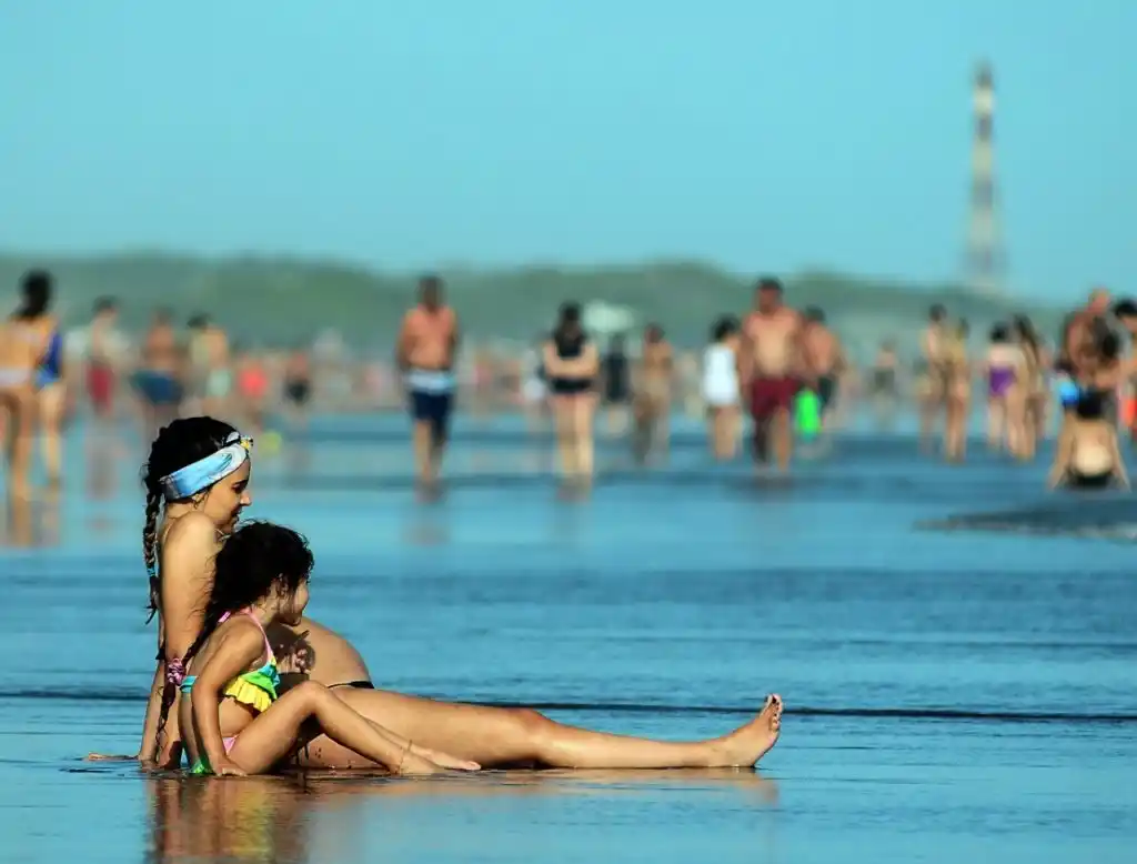 Verano en Monte Hermoso: Un destino turístico para vacacionar en familia