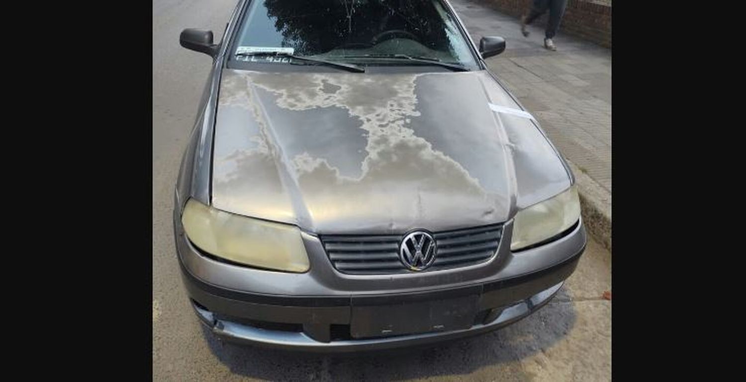 Descubrieron en un operativo hecho la zona del Hospital Centenario un auto con patentes falsas