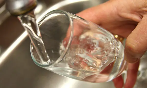 Chascomús: Vecino hizo analizar el agua corriente y resultó ser no potable