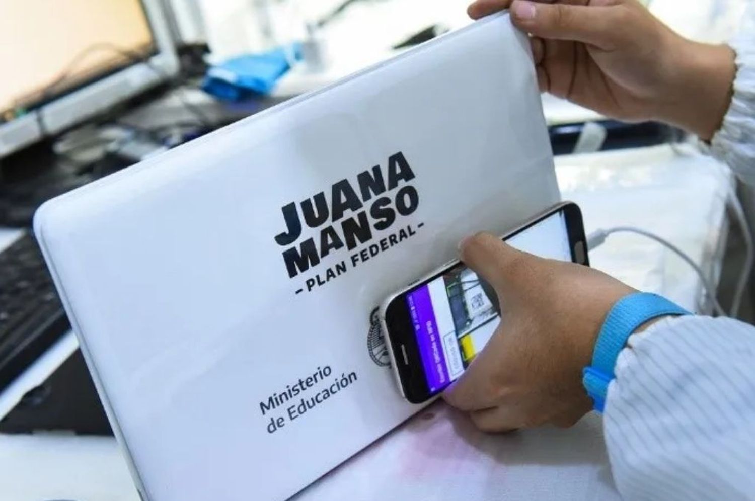 Plan Juana Manso 2021: cómo recibir la notebook gratis