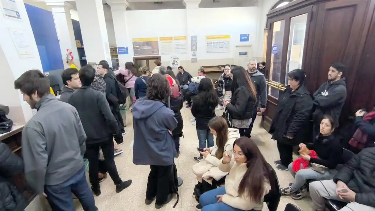 En el Correo. Se realizó la charla de instrucción a los urneros