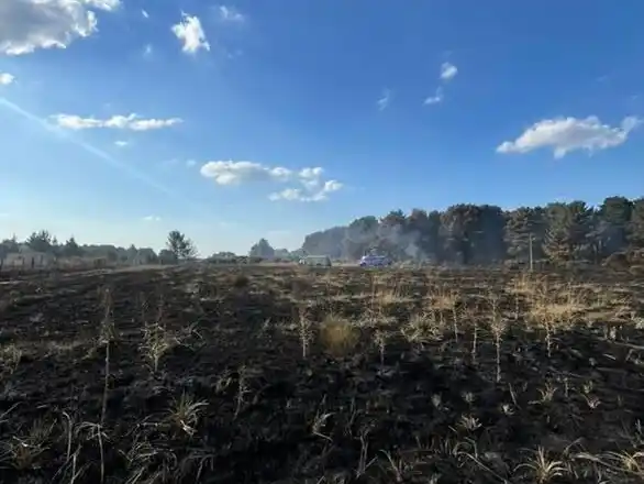 Hubo heridos y algunas viviendas fueron afectadas por las llamas.