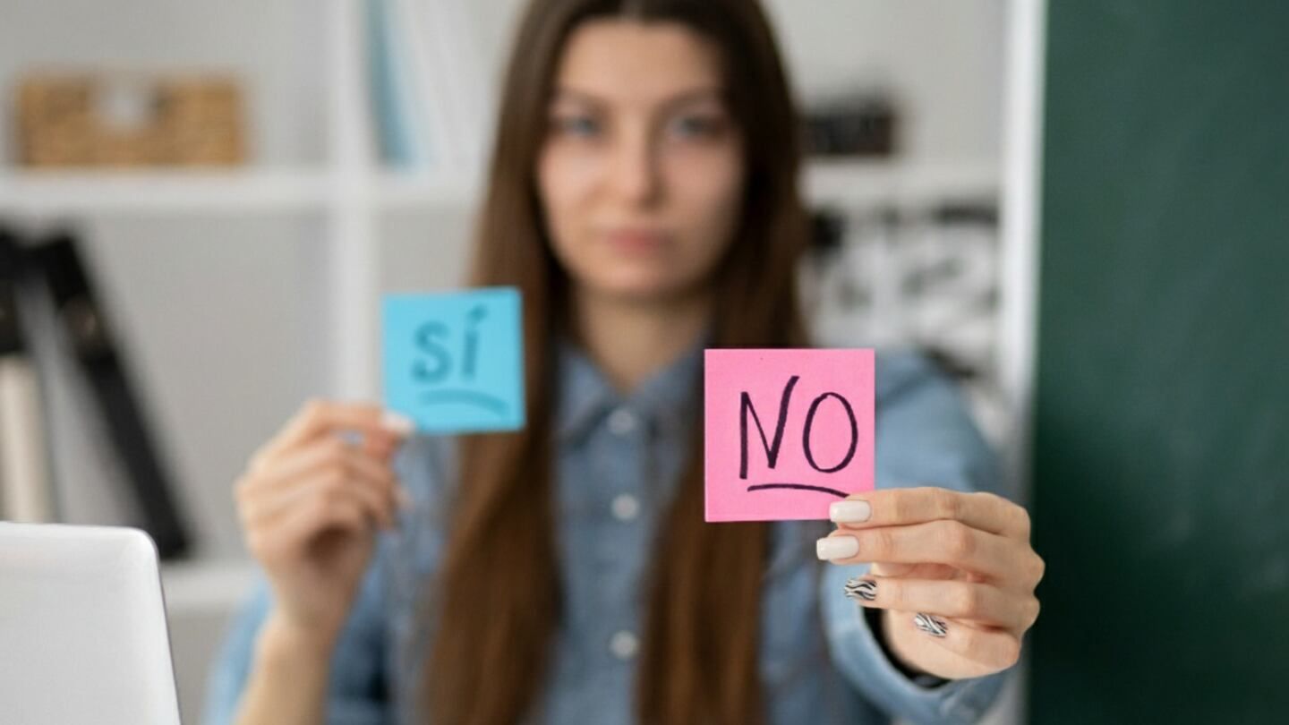 Poner un freno puede disminuir la ansiedad, al empezar a escucharse a uno mismo. Foto: imagen ilustrativa generada con Gemini IA.