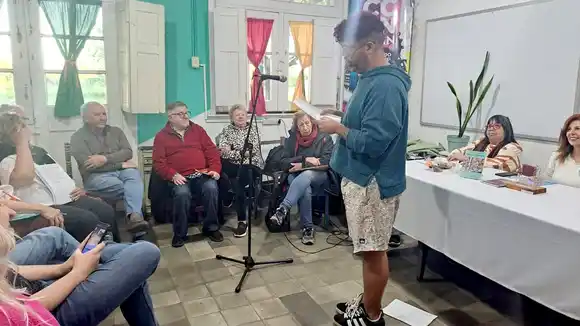 La Sociedad de Escritores de Necochea celebró un encuentro abierto a la comunidad
