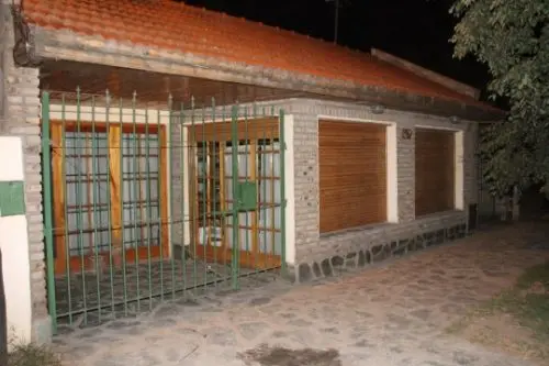Desalojan geriátrico en Tres Arroyos: encontraron abuelos con sarna y pediculosis