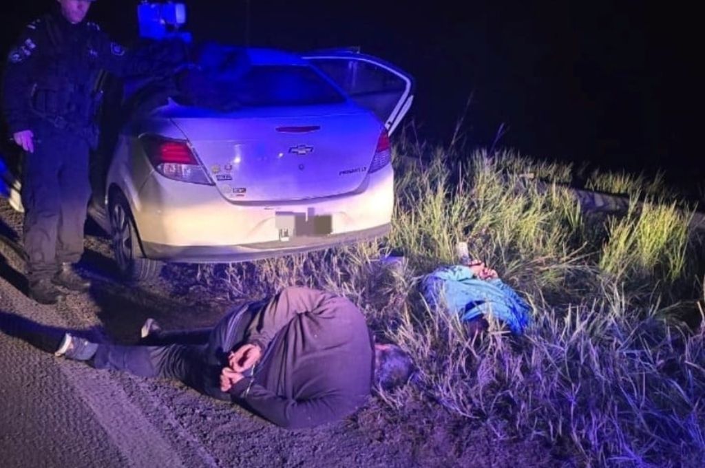 El sexto integrante logró escapar por la zona rural.