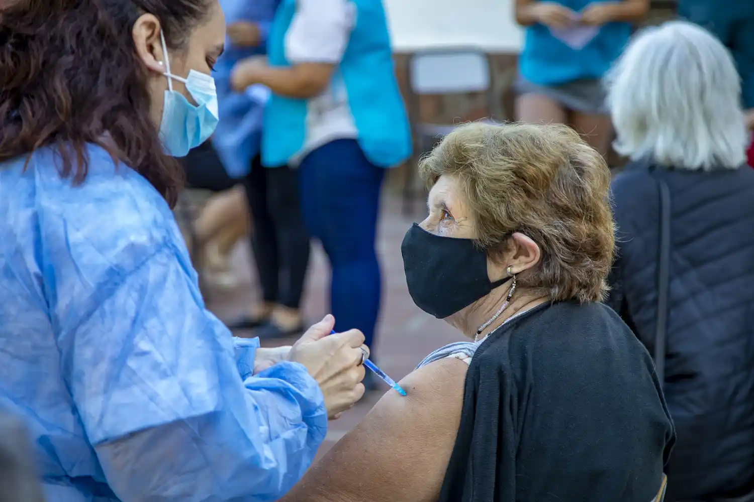 Vacunaron a más de 1000 gualeguaychuenses contra el Covid la última semana