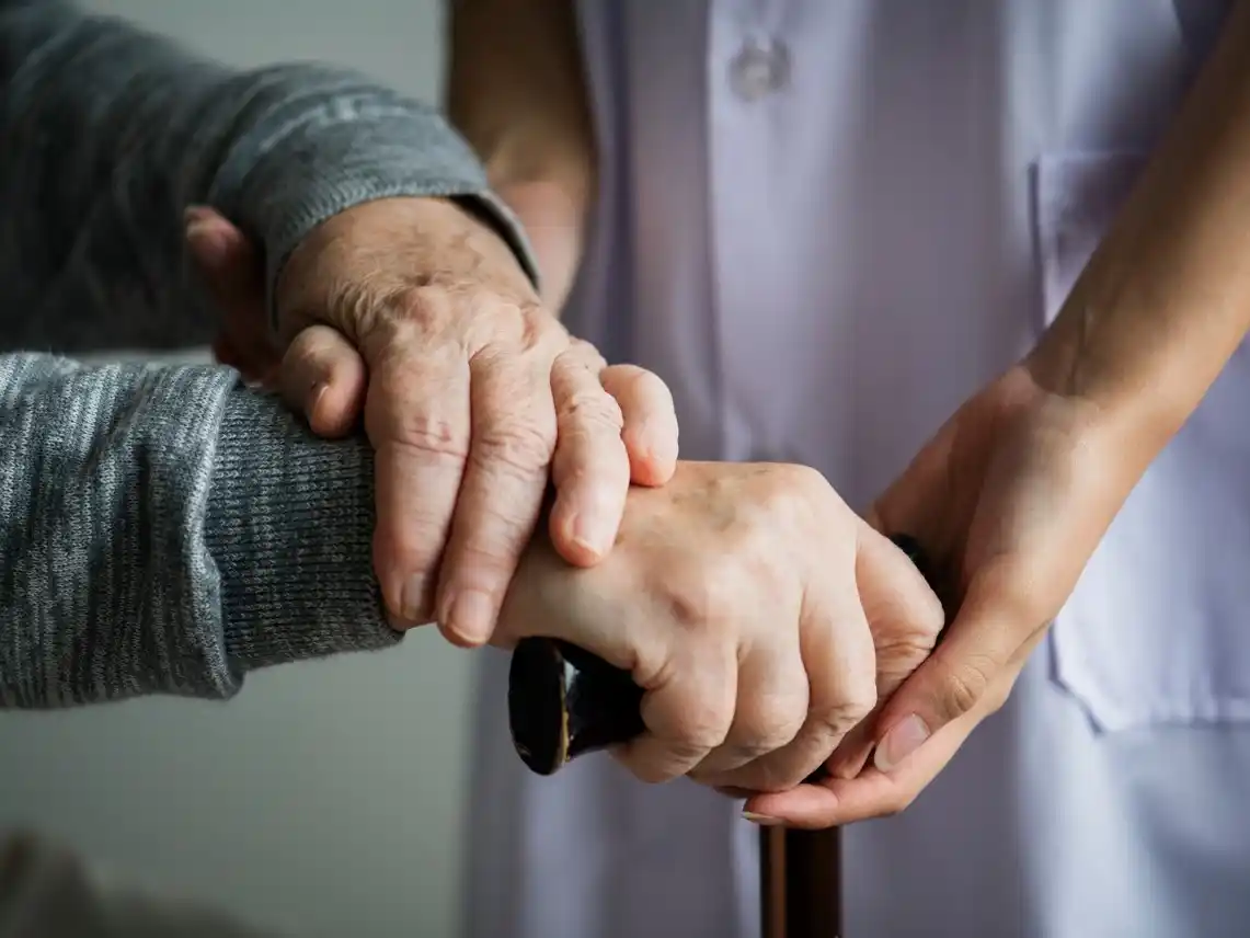 De las 18 residencias de adultos mayores que contienen a 250 gualeguaychuenses sólo 3 están habilitadas