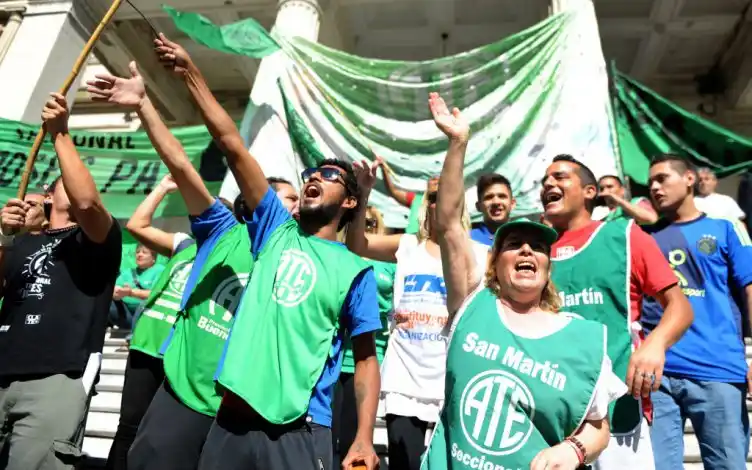 Paro y movilización de ATE bonaerense en el inicio del ciclo lectivo 2016