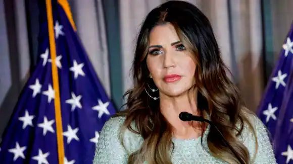 Secretaria de Seguridad de EE.UU. visitará la megacárcel salvadoreña donde se encuentran venezolanos