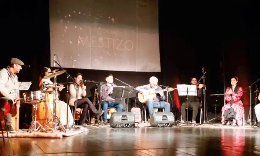 Héctor Bacci presenta “Los Caminos” en el Teatro Ángel Alonso