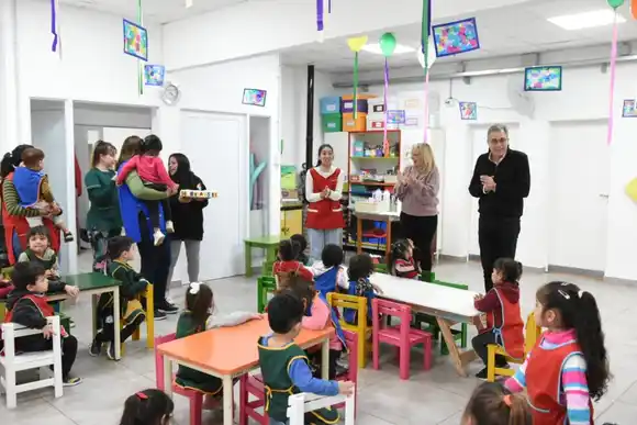 El Jardín Municipal N° 3, sede Zazpe celebró su cuarto aniversario