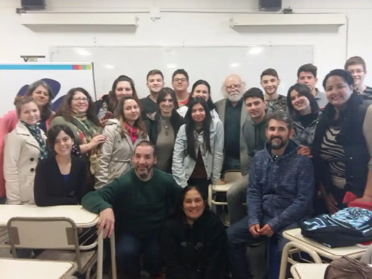 Juan Sasturain en el Cusf: “Yo leo porque me gusta”