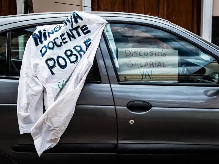 Nueva caravana del colectivo de trabajadores de la educación