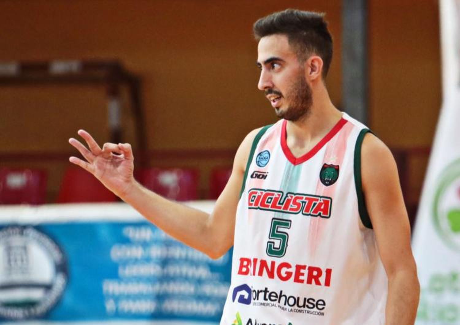 Alejo Britos es la primera cara nueva de Unión