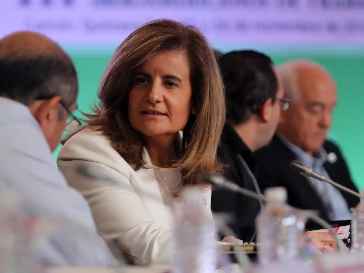 Murió la exministra Fátima Báñez en un choque de trenes en Toledo