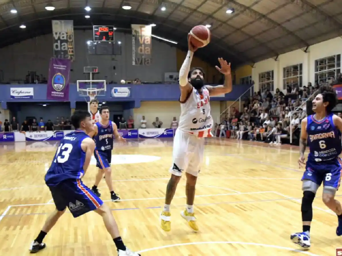 San Isidro se repuso y venció a Rivadavia