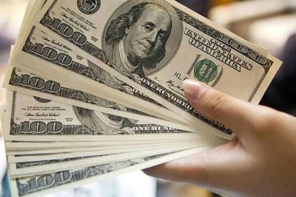 Boletin Oficial: Los detalles del nuevo "dólar turista" y el tipo de cambio para artistas internacionales