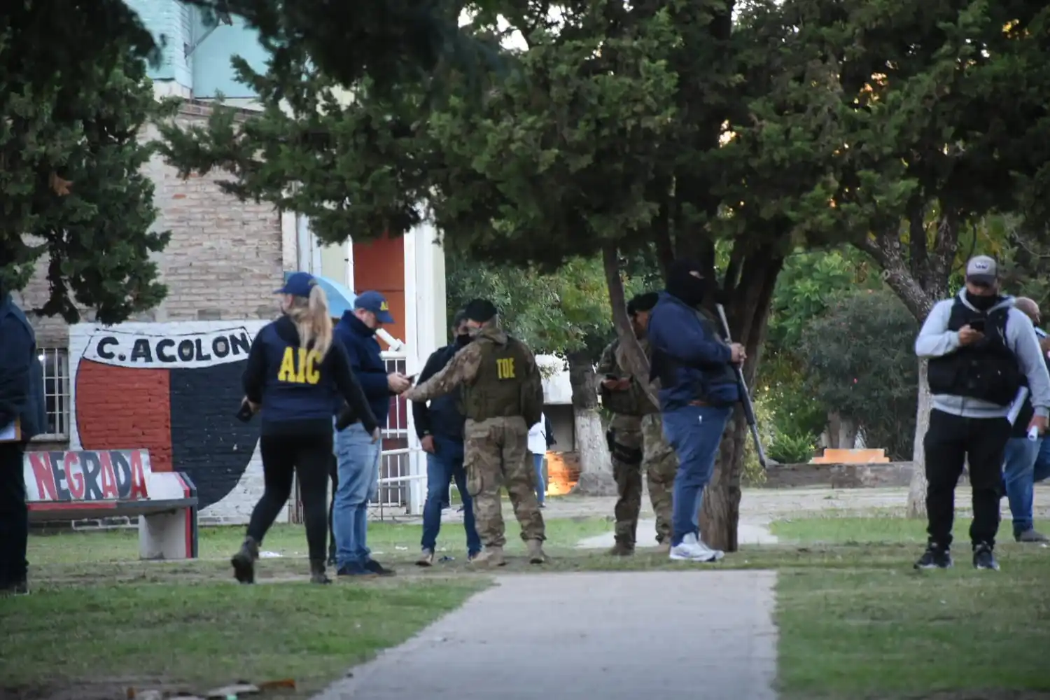 Más de 20 allanamientos en barrio Centenario por incidentes en Colón