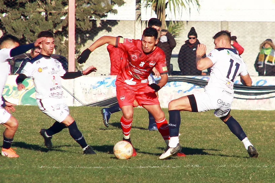 Mataderos recibe a Newbery y Huracán a Estación Quequén