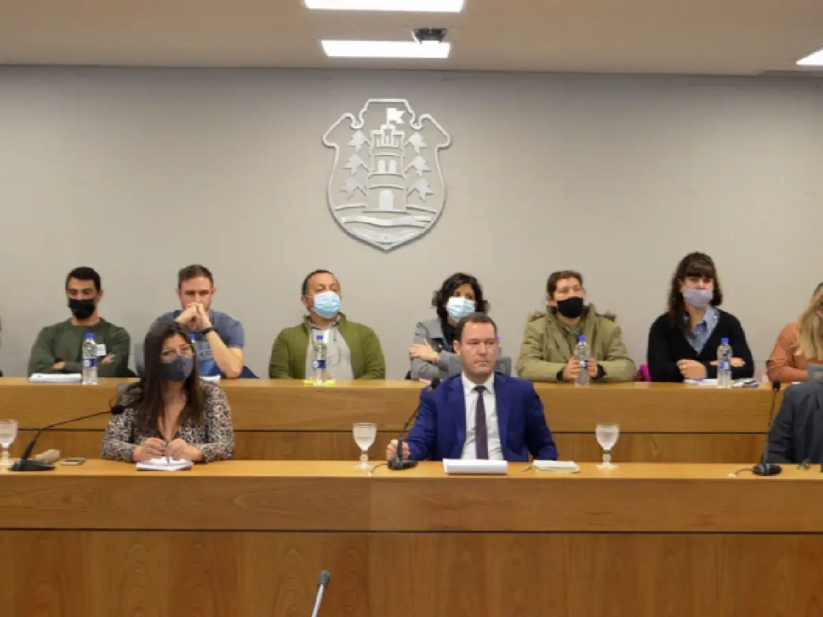 Comienzan los alegatos del juicio y el fiscal define si sostiene la acusación contra el viudo