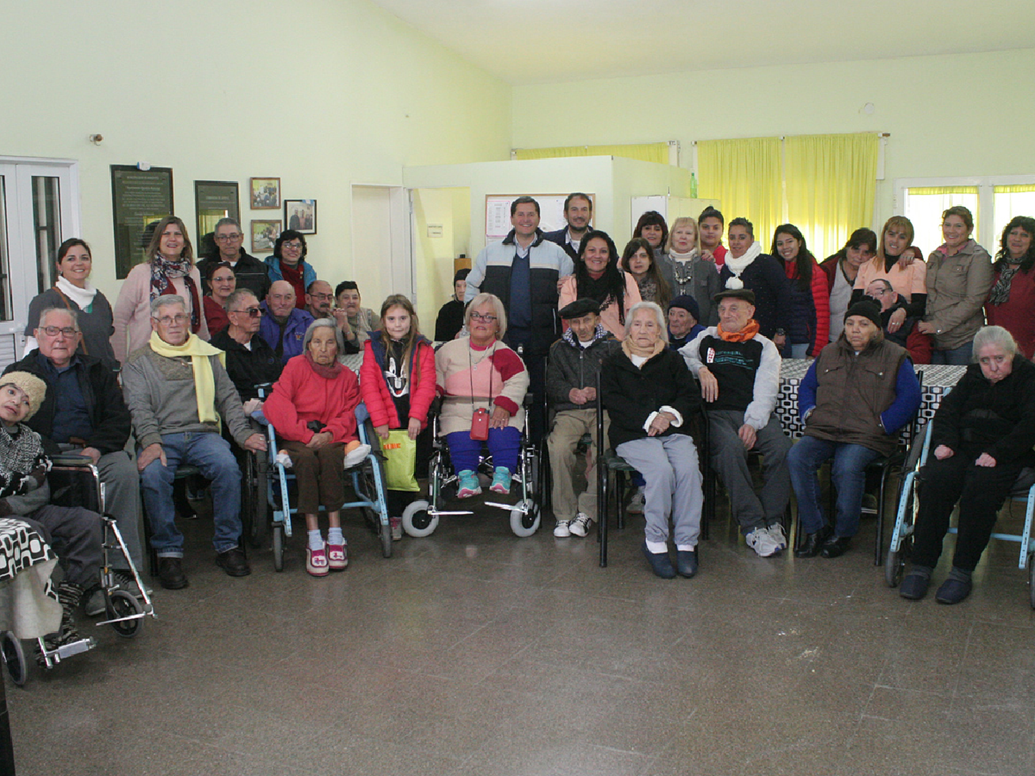 Accesibilidad e inclusión en el Hogar: para su cumpleaños recibió una silla motorizada