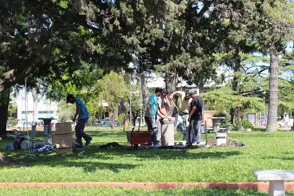 Continúan las obras de revalorización en Plaza Ramírez