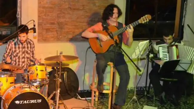 Chango Ibarra con Banda Pueblo actuará en “Música en el Anfiteatro”