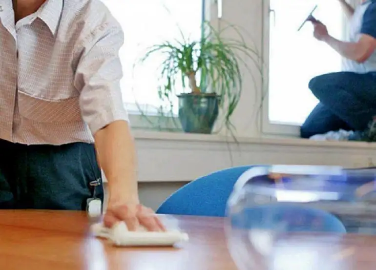 Oficializan escalas salariales de personal doméstico: suben 24% hasta marzo