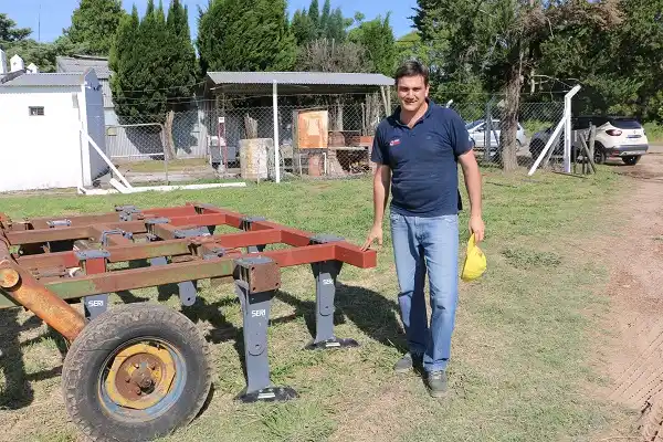Agroecología: “Trabajamos para cuidar el suelo con implementos agrícolas modificados”