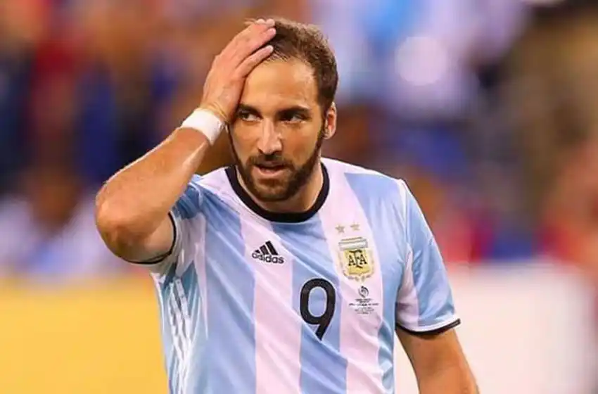 «Cuando dejas de jugar al fútbol sos descartable”