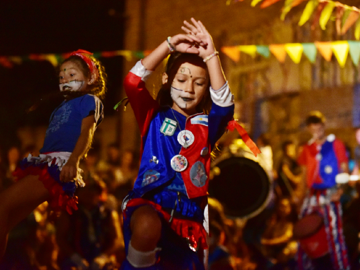El carnaval no se suspende en barrio Parque 