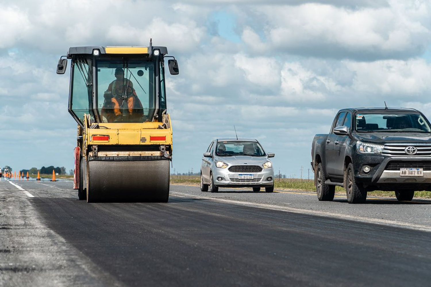 Corte parcial en ruta 2 por obras de repavimentación: Dónde y cuánto dura la reducción de carriles