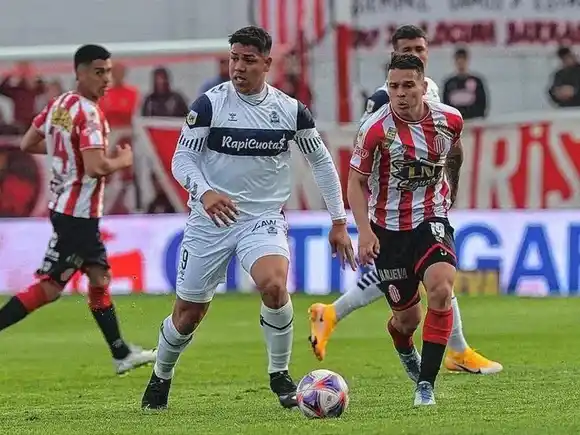 Barracas-Gimnasia y Racing-Tigre cierran los cuartos de final de la LPF