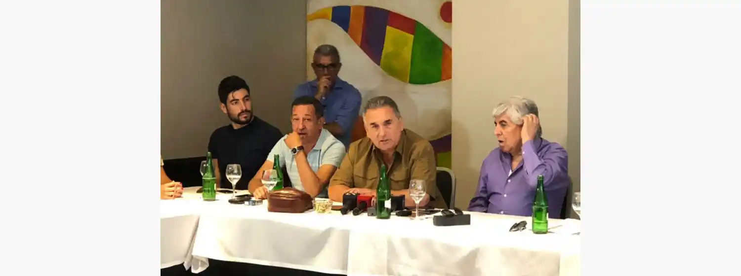 Sindicatos definen medidas para combatir la "ofensiva" del Gobierno