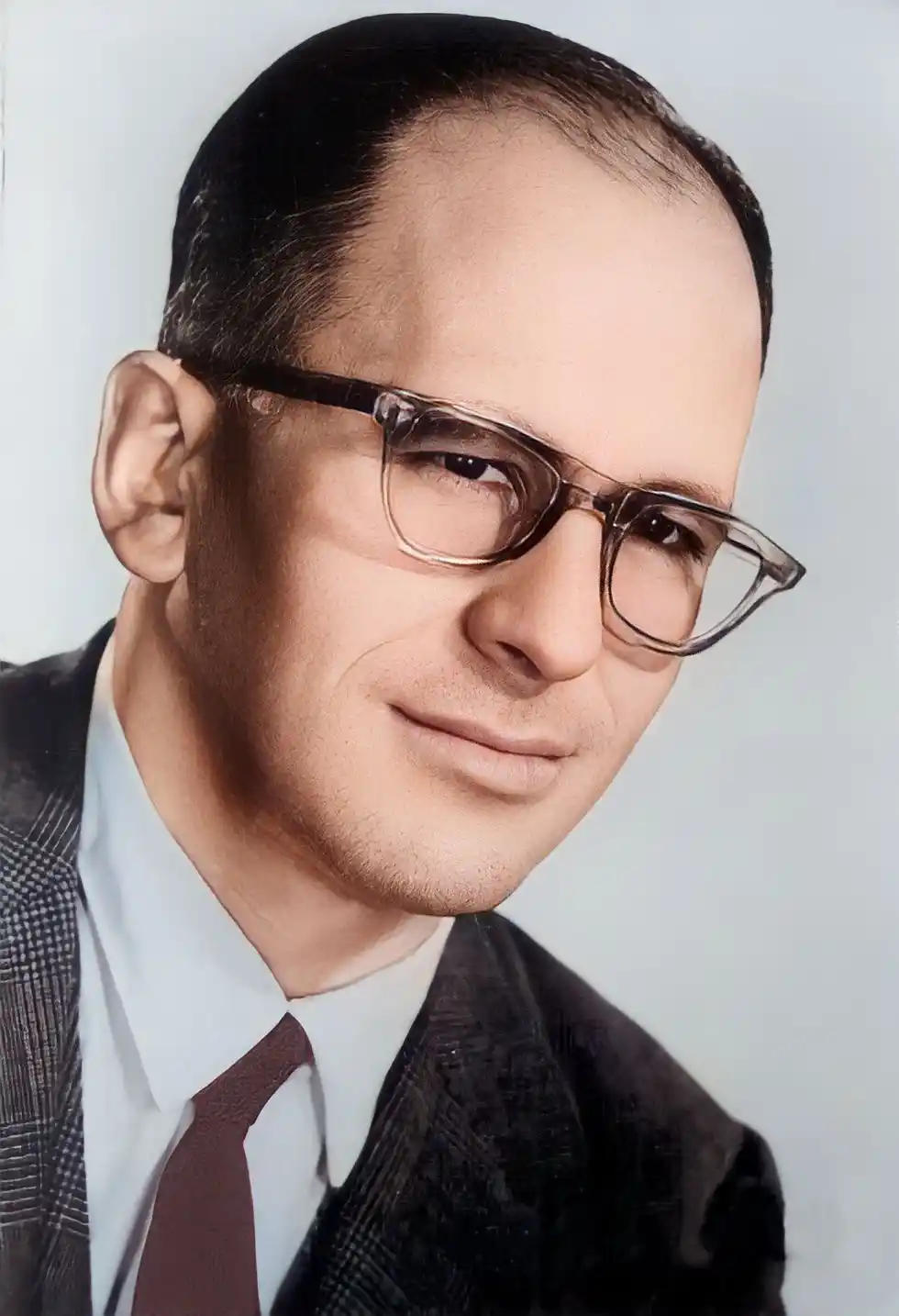 Enrique Shaw, empresario argentino, padre de nueve hijos y testigo de una fe vivida con alegría y coherencia.