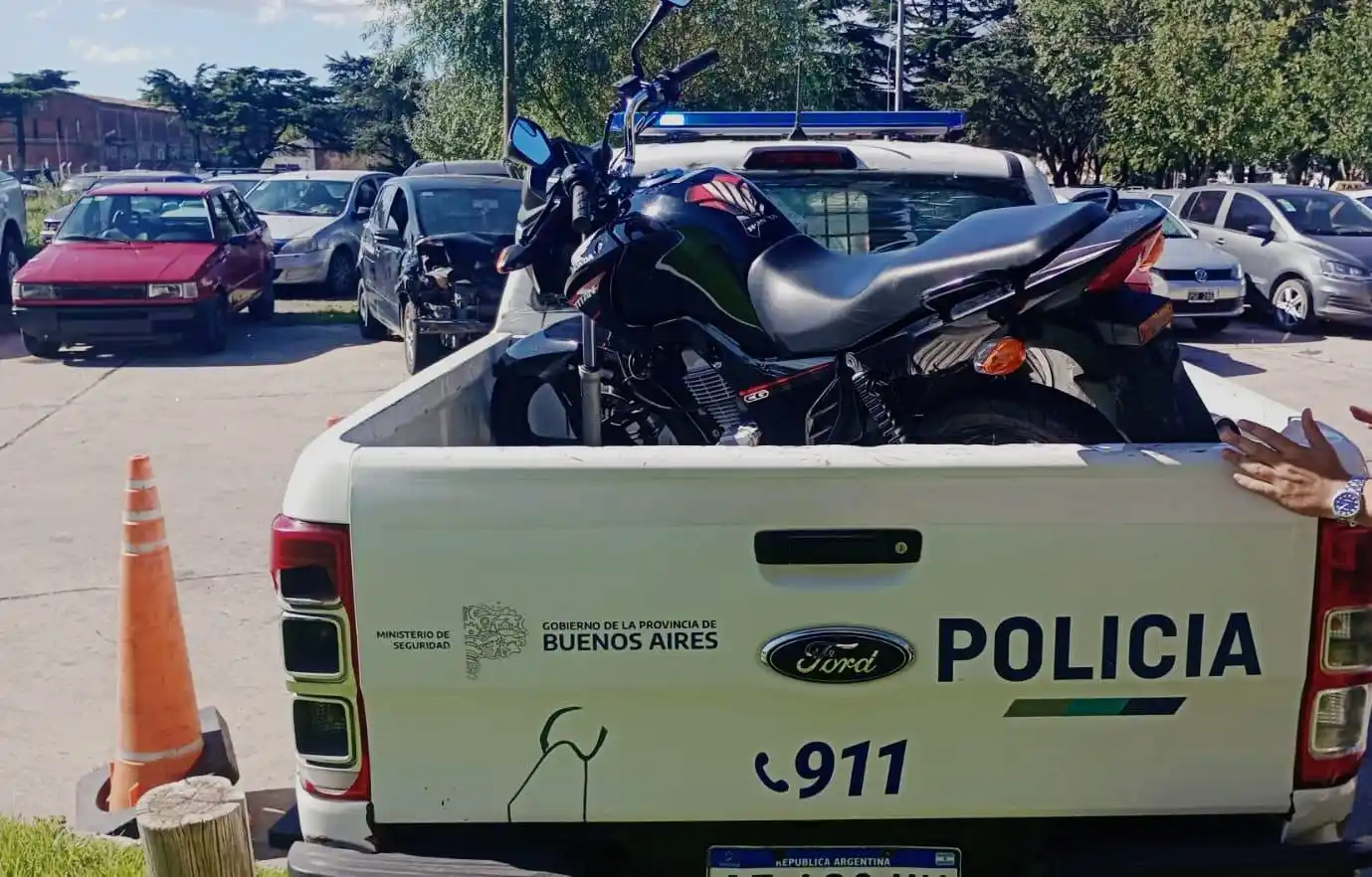 El rodado fue secuestrado por carencia de documentación.